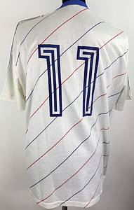 Jugoslawien - Trikot 1974  | Original match worn  Spielertrikot der Jugoslawischen Nationalmannschaft mit der Nummer 11. Getragen in einem Länderpsiel in der Saison 1974/1975.Status ABC. - Bild 3