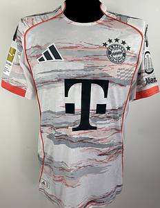 München, FC Bayern  - Trikot 2025  | Original match worn FC Bayern  Spielertrikot mit der Nummer 21 von Jamal Musiala. Getragen in einem Bundesligaspiel in der Saison 2025/2026.Status AAB. - Bild 2