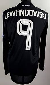 München,FC Bayern  - Trikot 2021  | Original match issued FC Bayern  Spielertrikot mit der Nummer 9 von Robert Lewandowski. Getragen in einem Championsleague-Spiel in der Saison.2021/2022 .Status ABB. - Bild 3