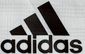 match issued football shirt FC Bayern 2013 - Original match-worn FC Bayern player shirt, number 39, belonging to Toni Kroos. Worn during a Champions League match in the 2013/2014 season. Status: ABB. Short-sleeve shirt; Size 6; Embroidered club crest; Applied Adidas manufacturer logo; Applied rubberized sponsor logo, player number, and player name; Back number height: 25 cm; Applied Champions League and "Respect" patches; 100% Made in China. --The jersey comes from an employee of Bayern Munich. Condition: A - Bild 5
