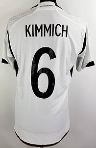 DFB  - Trikot 2022 WM Kimmich  | Original match issued DFB WM 2022 Spielertrikot mit der Nummer 6 von Joshua Kimmich.Vorbereitet für das Spiel gegen Costa Rica am 01.12.2022 in Qatar. Das Set besteht aus Trikot, Hose und Stutzensocken. Status AAB. - Bild 3
