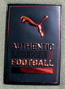 Sorry, no english description is available. ...  -  Condition: A.....Trikot kurzarm; Größe XL; Vereinsemblem, Herstellerlogo Puma aufgeklebt; Sponsor, Vereinsname, Spielernummer und Spielername aufgummiert; Bundesliga-Patch,  GLS-Patch aufgummiert; 100% Polyester; Made in Vietnam ; Aus der Sammlung eines Mitarbeiters von Borussia Dortmund. - Bild 9