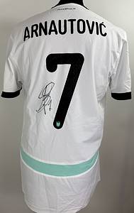 match worn football shirt austria 2025 - Original match-worn Austrian national team shirt, number 7, worn by Marco Arnautovic. Worn in a 2026 World Cup qualifier. ABA status, short-sleeved; size L, with federation emblem and manufacturer's logo applied, player name and number rubberized; 2026 World Cup Qualifier patch, Foundation and Hearts patch flocked; 100% polyester; Made in Vietnam. --The jersey comes from an ÖFB employee. Condition: A - Bild 3