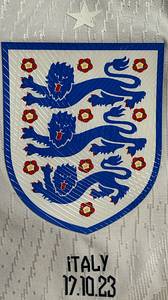 England - Trikot 2023  | Original match worn   Spielertrikot der englischen Nationalmannshaft mit der Nummer 2 von Kyle Walker.Getragen am 17.10.2023 im EM -Qualifikationsspiel gegen Italien.Status AAB. - Bild 4
