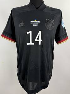  - Original match-issued DFB player shirt with the number 14. Worn by Jamal Musiala in the friendly match against the Netherlands on March 29, 2022, in Amsterdam. The jersey features the special "StandwithUkraine" print to show solidarity with Ukraine. Status:AAB Short-sleeved shirt; size 6; DFB logo, rubberized Adidas logo, match details, rubberized player number and name; rubberized peace patch; Adidas HEAT.RDY; 100% polyester; Made in Cambodia. The jersey comes from a DFB employee. Condition: a - Bild 2