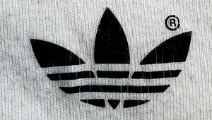  - Original match-worn DFB player shirt with the number 5. Worn by Karl-Heinz Förster against Norway on May 12, 1982. Condition AAB. shirt comes from the collection of a former DFB employee. Long-sleeved shirt; size L, DFB eagle sewn on; manufacturer's logo glued on; player number rubberized; 100% polyester. Condition: A - Bild 5
