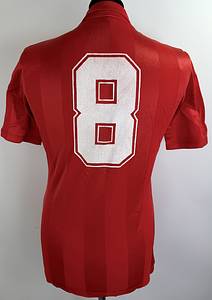 Spanien - Trikot 1984 EM  | Original match worn  Spanien Spielertrikot mit der Nummer 8 von Víctor Muñoz. Getragen in einem Spiel der UEFA Euro Fußball Europameisterschaft 1984 in Frankreich .Trikot stammt aus der Sammlung eines ehemaligen DFB-Mitarbeiters.Status ABB. - Bild 3