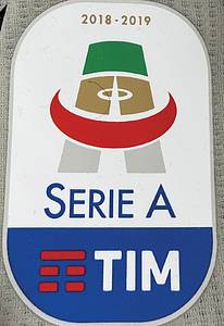  - Original match-worn Juventus Turin player jersey, number 7. Worn by Cristiano Ronaldo in a Serie A match during the 2019–2020 season. Status: ABC. Short-sleeve jersey; Size 7; Club crest and manufacturer logo applied in rubberized material; Sponsor, player name, and number applied in rubberized material; Serie A patch applied in rubberized material; 100% Polyester; Made in Vietnam. Condition: A - Bild 7
