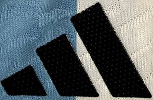 Argentinien - Trikot 2026 Messi  | Original match issued Argentinien Spielertrikot mit der Nummer 10. Vorbereitet für ein WM 2026 Qualifikationsspiel für den Star der argentinischen Nationalmannschaft, Lionel Messi. Argentinien wurde bei der WM 2022 in Qatar Weltmeister.Status ABC. - Bild 6