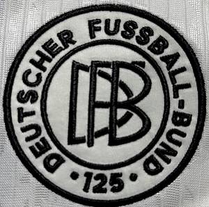 DFB  - Trikot 2025  | Original match worn  DFB Spielertrikot mit der Nummer 5. Getragen von Pascal Groß im Halbfinale der Nations-League im Spiel gegen Portugal  am 04.06.2025 in München.Trikot stammt aus der Sammlung eines  DFB-Mitarbeiters .Status: AAB. - Bild 5