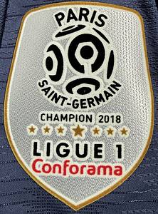  - Original match-issued Paris Saint-Germain player shirt, featuring the number 10 of Neymar Jr. Worn during a league match in the 2018–2019 season. Status: ABC. Short-sleeve shirt; Size M; Club crest and manufacturer logo applied; Sponsor, player name, and number applied in rubberized print; Ligue 1 patch applied in flock print; 100% Polyester; Made in Thailand. Condition: A - Bild 4
