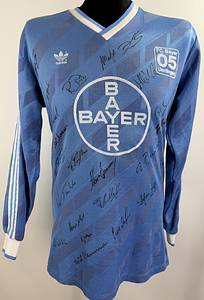 Uerdingen,Bayer 05  - Trikot 1987  | Original match worn Bayer 05 Uerdingen   Spielertrikot mit der Nummer 15, vermutlich getragen von Robert Prytz in der Saison 1987/1988.Trikot stammt aus der Sammlung von Matthias Herget. Status ABA. - Bild 2