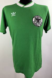 DFB - Trikot 1986 WM  | Original match issued DFB Spielertrikot der mit der Nummer 5 von Matthias Herget. Vorbereitet für das Finale der Fussball-Weltmeisterschaft 1986  Deutschland- Argentinien am 29.06.1986 in Azteca (Mexico City). Trikot stammt aus der Sammlung von des deutschen Nationalspielers Matthias Herget, der im Finale auf der Reservebank saß. Status AAA. - Bild 10