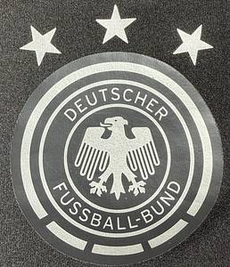 DFB -Trikot 2014 WM Müller,Thomas  | Original match worn / issued DFB Spielertrikot mit der Nummer 13 von Thomas Müller. Getragen / vorbereitet für Thomas Müller das Halbfinale gegen Brasilien am 26.06.2014 in Recife, Brasilien, was die deutsche Nationalmannschaft 7:1 gewann, durch ein Tor von Thomas Müller (1:0). Status AAB. - Bild 3