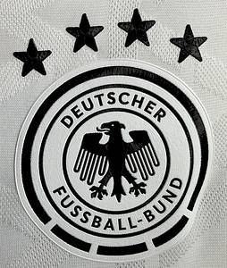 match issued football shirt germany 2024 euro - Original match-issued DFB player shirt with the number 10, worn by Jamal Musiala. Prepared for the match against Spain on July 5, 2024, in Stuttgart. The jersey comes from the collection of a former DFB employee. Condition: AAB. Short-sleeved shirt; size M; DFB logo, rubberized Adidas logo, rubberized match details, player number and name; flocked European Championship patch and Foundation patch; Adidas HEAT.RDY; 100% polyester; made in Vietnam; Condition: A - Bild 5