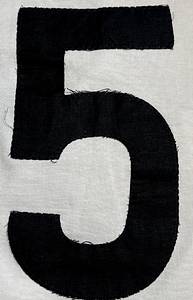 DFB - Trikot 1973 Beckenbauer  | Original match worn Deutschland  Spielertrikot mit der Nummer 5. Getragen von Franz Beckenbauer im Spiel gegen Brasilien 1973 in Berlin am 16.06.1973. Trikot stammt aus der Sammlung eines ehemaligen DFB-Betreuers. Status ABB. - Bild 7