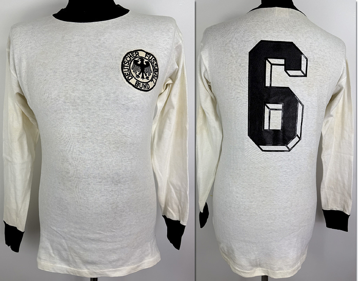 DFB - Trikot 1974 WM  | Original match worn / Issued Spielertrikot Deutschland mit der Nummer 6. Getragen von Horst-Dieter Höttges bei einem Spiel während der Weltmeisterschaft 1974 in Deutschland. Trikot stammt aus der Sammlung eines ehemaligen DFB-Betreuers. Status ABA