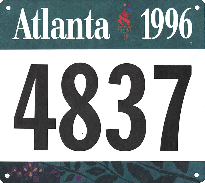 Startnummer OSS1996  | Offizielle Startnummer der Olympischen Spiele 1996 in Atlanta Nr. „4837“, 22x20 cm.