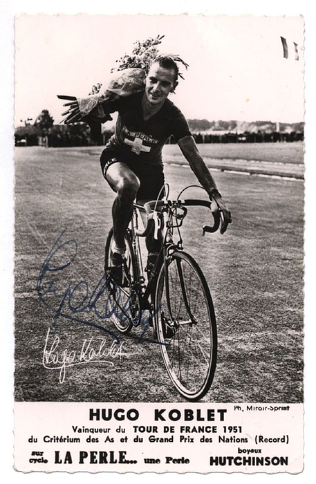 Koblet, Hugo  | (1925-1964) Originalsignatur auf s/w Autogramm-Postkarte vom Radrennfahrer der Schweiz Hugo Koblet. Sieger der Tour de France 1951. 14x9 cm.