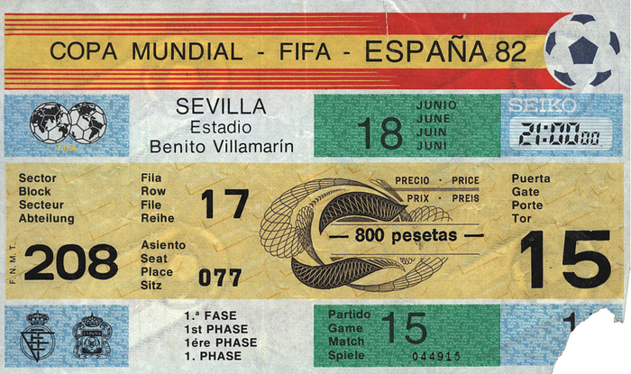  - Wrld cup 1982 ticket: Copa Mundial - FIFA - Espana 82. Final stage Brazil - Scotland (4:1) in Sevilla on 18th June 1982. 16x9 cm. --folded Condition: B-