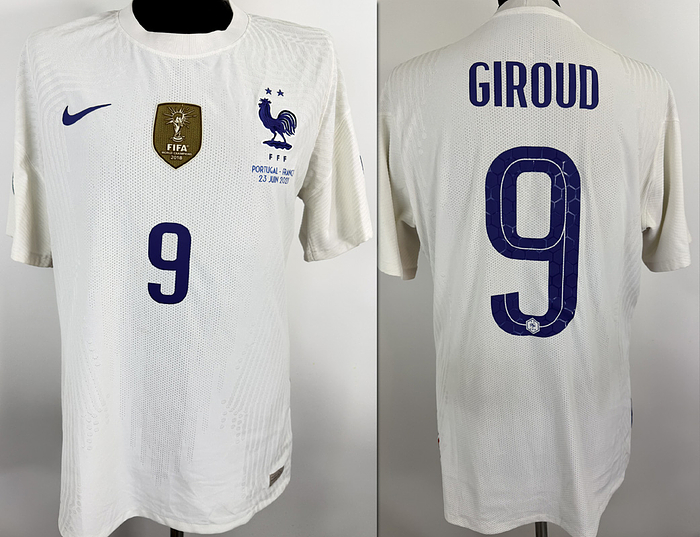 Frankreich - Trikot 2020 EM  | Original match worn / issued Frankreich Spielertrikot mit der Nummer 9 von Oliver Giroud, vorbereitet für das Europameisterschaftspiel gegen Portugal am 23.06.2021 in Budapest.Status AAC