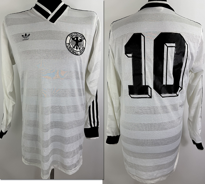 DFB - Trikot 1985  | Original match worn DFB Spielertrikot der mit der Nummer 10 von Felix Magath. Getragen in eienm Länderspiel in 1985. Status ABC