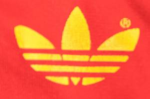 1Belgien - Trikot 1979-80  | Original match worn Belgien Spielertrikot mit der Nummer 5 von Michel Renquin. Getragen in einem Länderspiel in 1980. Tauschtrikot des deutschen Nationalspielers und Fußball - Weltmeisters 1990 Rudi Völler. Trikot stammt aus aus dem Umfeld der Familie von Rudi Völler. Status:ABA. - Bild 5