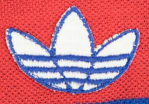 1Frankreich - Trikot 1984  | Original match worn Frankreich Spielertrikot der mit der Nummer 4 von Yvon Le Roux aus dem Spiel gegen Deutschland am 18.04.1984 in Straßburg. Tauschtrikot des deutschen Nationalspielers und Fußball - Weltmeisters 1990 Rudi Völler. Trikot stammt aus aus dem Umfeld der Familie von Rudi Völler. Status:AAA. - Bild 4