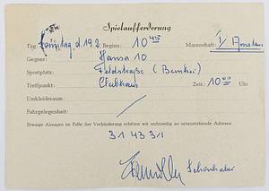 Original match-worn player shirt from FC St. Pauli Hamburg (Amateur team) from 1961. Worn by Peter Wagner in a league match. Includes original FC St. Pauli shorts. Status:ABA. Also included: FC St. Pauli "match call-up" postcard addressed to player Peter Wagner, postmarked February 16, 1961. Museum piece!! Long-sleeved shirt; size 6; cotton; manufacturer: "WeBe" (embroidered label). Sewn-on, embroidered FC St. Pauli club crest. No number on the back (it was common practice for amateur players to play without back numbers!). Shorts: cotton in the signature St. Pauli brown. Size: 5. Manufacturer: Allround (embroidered label). Very well-preserved items; rarely found in this condition! --The shirt comes directly from the estate of player Peter Wagner. Condition: A- - Bild 8