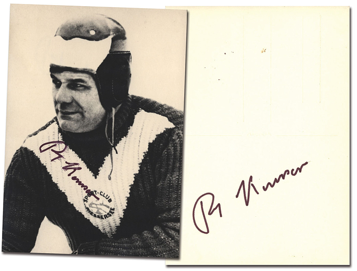 Kemser, Franz  | (1910-1986) Originalsignatur von Franz Kemser (GER) auf der Vor- und Rückseite einer s/w-Autogrammkarte. Deutscher Bob-Olympiasieger 1952 (Vierer) sowie 3-facher WM-Medaillengewinner 1938+39 im Viererbob und 1953 im Zweierbob, 14,5x10,5 cm.