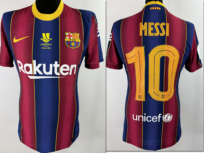 match issue football shirt fc barcelona - Original match-issue FC Barcelona player shirt, number 10 (Lionel Messi). Prepared for the Supercopa final on January 17, 2021, against Athletic Bilbao (Bilbao won the match 2–3). A historic footnote: in his 753rd competitive match for Barcelona, ??"La Pulga" (Lionel Messi) was sent off for the very first time. Shirt details: short-sleeved; size M; club crest and manufacturer logo applied; chest sponsor, player name, and number heat-applied; Supercopa patch and sleeve sponsor heat-applied; 100% polyester; made in Thailand. Condition: A