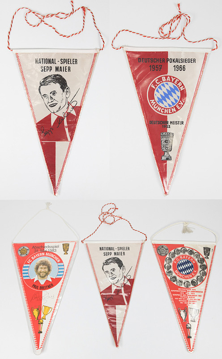 München, Bayern - Wimpel  | 3 seltene Souvenirwimpel des FC Bayern München. 1) National - Spieler Sepp Maier. Ca. 1967. 2) Paul Breitner Abschiedsspiel 31.Mai 1983. 3) Bayern München ca. 1976 mit den Porträts der Spieler. Alle in Kunststoffhülle 28x17 cm