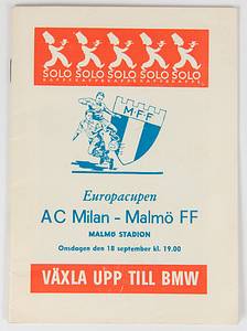 Milan,AC - Geldspange 1968  | Geldspange mit Uhr. Ziffernblatt der Uhr mit dem Aufdruck "A.C. Milan Milano". Auf der Rückseite der Uhr aufmontiertes, emailliertes Vereinsemblem des AC Milan. Gedspnage und Uhr vercrohmt. 7x3,3 cm. Persönliches Stück des deutschen FIFA-Schiedsrichter Heinz Siebert (1925-2017) der von 1968 bis 1970 auf der FIFA-Liste stand. Er erhielt dieses Geschenk vom AC Milan anläßlich des Europapokalspiels am 18.9.1968 Malmö FF v AC Milan, das er als Schiedsrichter leitete. Dabei. Programm von diesem Spiel. - Bild 2