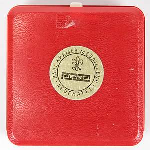 Siegermedaille EM1980  | Original Siegermedaille der UEFA Fußball-Europameisterschaft 1980 von Jean-Marie Pfaff für den 2.Platz bei diesem Turnier mit Belgien. Aufschrift: "Championnat d´Europe de Football" und gravierter Jahreszahl "1980". Silber (gepunzt, 800er Silber, Hertseller: PEKA; Gewicht: 19,5 Gramm), 3,3 cm. Im original Etui - Bild 4