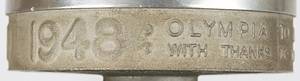  - Olympic Games London 1948. Official Torch: Engraved ""XIVth Olympiad 1948. Olympia to London with Thanks to the Bearer", made of aluminium, height 41 cm. Includes a black-and-white press photo of the lighting of the Olympic flame at the opening ceremony of the 1948 Olympic Games in London, 25.5 x 20.5 cm. ---- Good specimen. Three drill holes at the base. Condition: B - Bild 5
