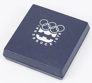  - Participation Medal: Olympic Games Innsbruck 1976: Silver plated bronze. In original presentation box. With corrosion as usual. 5 cm. Condition: B - Bild 3