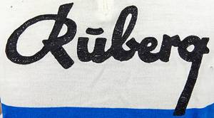 Sorry, no english description is available. ...  -  Condition: B.....mehrere kleine Löcher;  Die Firma Ruberg + Renner (Ruberg" war ein deutscher Fahrradkettenproduzent der von 1952 - 1967 ein eigenes Team unterhielt. Leiter dieses Teams war Wolfgang Gronen. Rohr und Marsell, Mitglieder des Ruberg Teams konnten 1961 bzw. 1962 einen Weltmeistertitel erringen. Provenienz: ca.1960er Jahre Archiv Wolfgang Gronen (1916-1995); 1995 Archiv Udo Schmidt-Arndt; 2010 Einlieferer. Mit COA vom deutschen Radsportexperten Udo Schmidt-Arndt. - Bild 3
