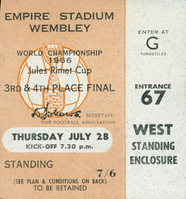 Eintrittskarte WM1966  | Spiel um Platz 3: Portugal - UdSSR (2:1) am 28.7.1966 im Wembley Stadium. Standing. 8x9cm.