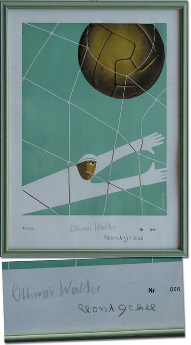 Plakat WM 1954  | Original Plakat der Fußball-Weltmeisterschaft 1954 nach dem ersten Entwurf von Werner Weiskönig (1907-1982) aus dem Jahre 1953. Signatur "Weiskönig 56" (Plakat wurde 1953 entwurfen) Gedruckt: J.C.Müller -Zürich". Mischtechnik: Lithografie / Offest. 125x89 cm. Museumsstück!!!