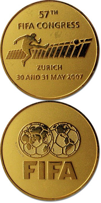 FIFA-Medaille 2007  | FIFA-Teilnehmermedaille "57th FIFA Congress Zürich - 30 and 31 May 2007". Vergoldete Bronze, 5 cm.