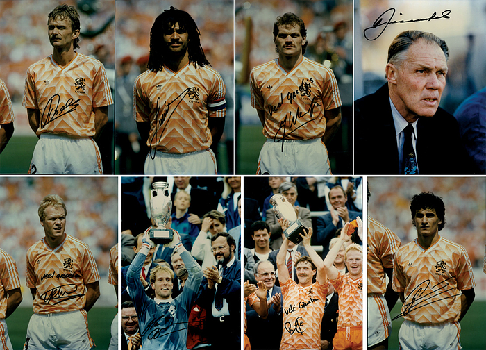 Niederlande Europameister 1988  | 8 farbige Großfotos / Reprofotos mit Originalsignatur der Spieler des UEFA Fußball-Europameisters 1988 Niederlande: Rinus Michels (1928-2005), Adri van Tiggelen, Berry van Aerle, Hans van Breukelen, Gerald Vanenburg, Ronald Koeman, Jan Wouters, Rudd Gullit. Jeweils 30x20 cm.