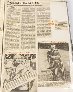 Sorry, no english description is available. ...  -  Condition: A-.....Das Zeitungsarchiv wurde von Fans von Volker Roth zusammengestellt. Es wurde ihm vermutlich zum 36.Geburtstag geschenkt. -Tolle Dokumentation aus den Anfänger seiner Karriere - Bild 5