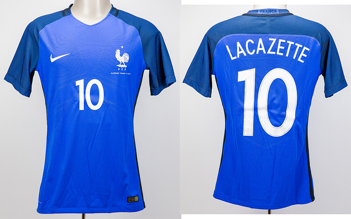 Frankreich - Trikot 2017  | Original match worn / issued Spielertrikot von Frankreich mit der Rückennummer 10. Getragen von Alexandre Lacazette am 14.11.2017 im Freundschaftsspiel gegen Deutschland (2:2). Status:AAB.