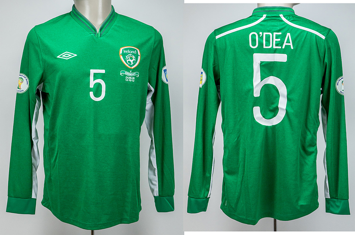 Irland - Trikot 2012  | Original match orn / issued Spielertrikot von Irland mit der Rückennummer 5. Getragen von O´Dea am 12.10.2012 im WM Qualifikationsspiel gegen Deutschland. Irland - Deutschland 1:6. Status:AAB.