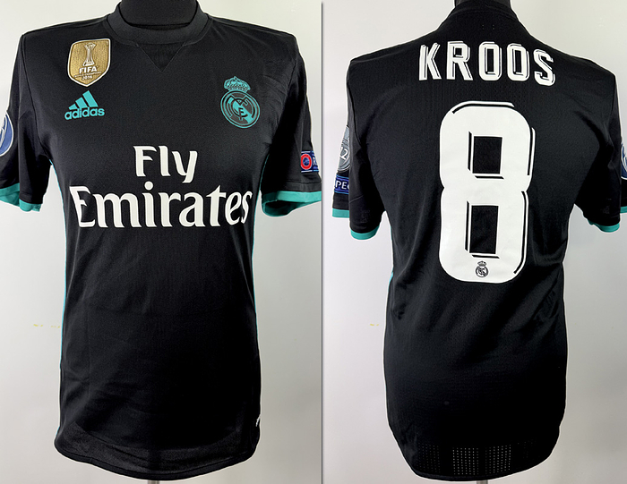 Madrid,Real - Trikot 2017  | Original match worn Real Madrid Spielertrikot mit der Nummer 8.Getragen in einem Campionsleague-Spiel der  von Toni Kroos  in der Saison 2017/2018. Status ABB.