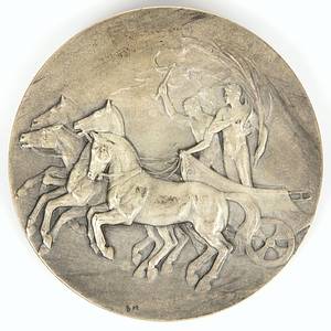 Teilnehmermedaille 1908  | Offizielle Teilnehmermedaille der Olympischen Spiele 1908 „In Commemorative of the Olympic Games held in London 1908“. Randpunze "Vaughton".  Von B.Mackennal. Bronze, versilbert, 5cm. In original Box mit der Aufschrift "Olympic Games of London 1908.". - Bild 4