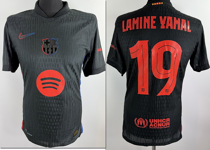 Barcelona,FC - Trikot 2024  | Original match issued FC Barcelona Spielertrikot mit der Nummer 19. Vorbereitet für ein Championsleague-Spiel für Lamine Yamal, Saison 2024/2025. Status:ABB.