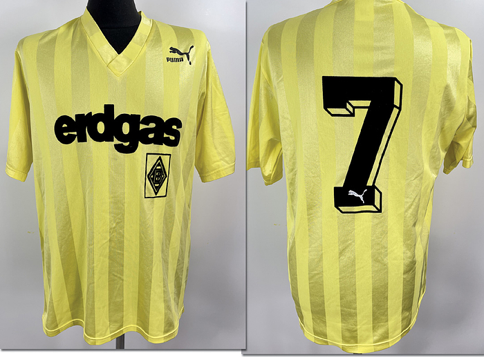 Mönchengladbach, Borussia  - Trikot 1988  | Original match issued Borussia Mönchengladbach Spielertrikot mit der Nummer 7. Vorbereitet für ein Spiel in der Saison 1987/1988. Status:ABB.