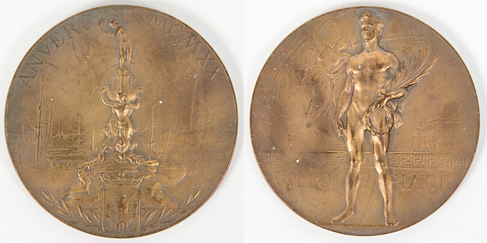 Siegermedaille 1920  | Bronzemedaille von den VII. Olympischen Spielen 1920 in Antwerpen für den 3.Platz.  Bronze, 6 cm (Entwurf von Josué Dupon).