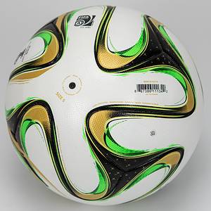  - "Adidas Brazuca final rio Official Match Ball FIFA World Cup Brazil" 2014. Mt match print "13 July 2014 Final Germany - Argentina. Rio de Janeiro, Estadio do Maracana". FIFA approved (A). Size 5. Made in China. Condition: A- - Bild 2